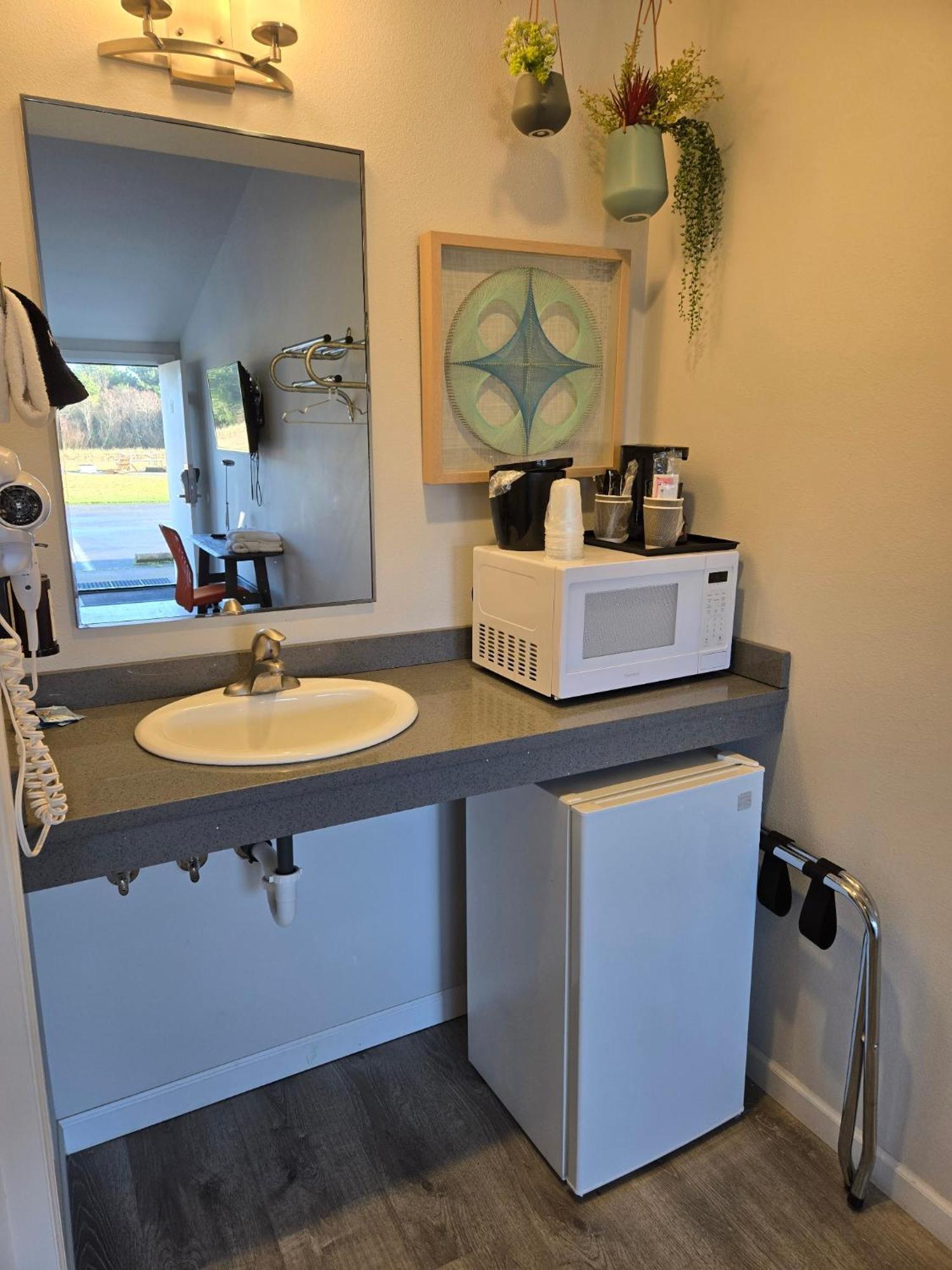 Ocean Shores Resort (Adults Only) Екстериор снимка